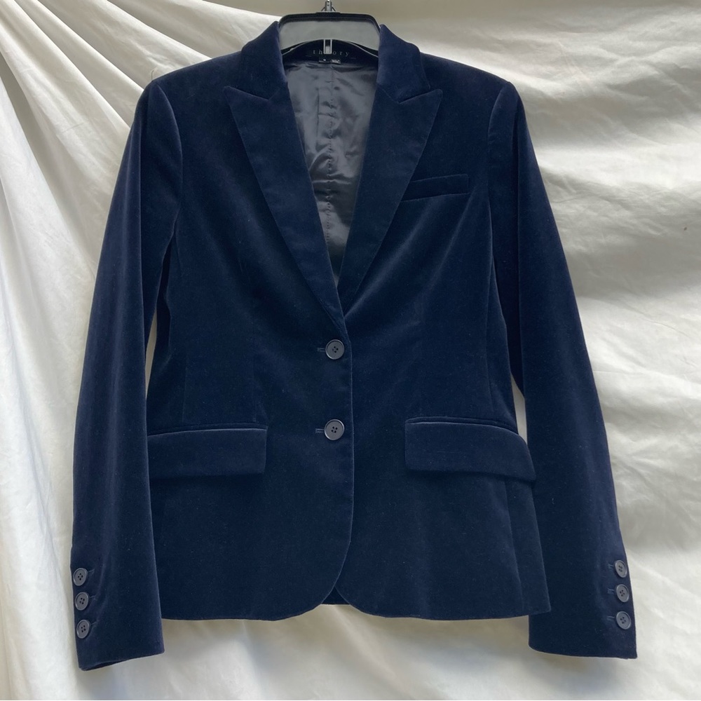 Theory blue velvet blazer, size 8